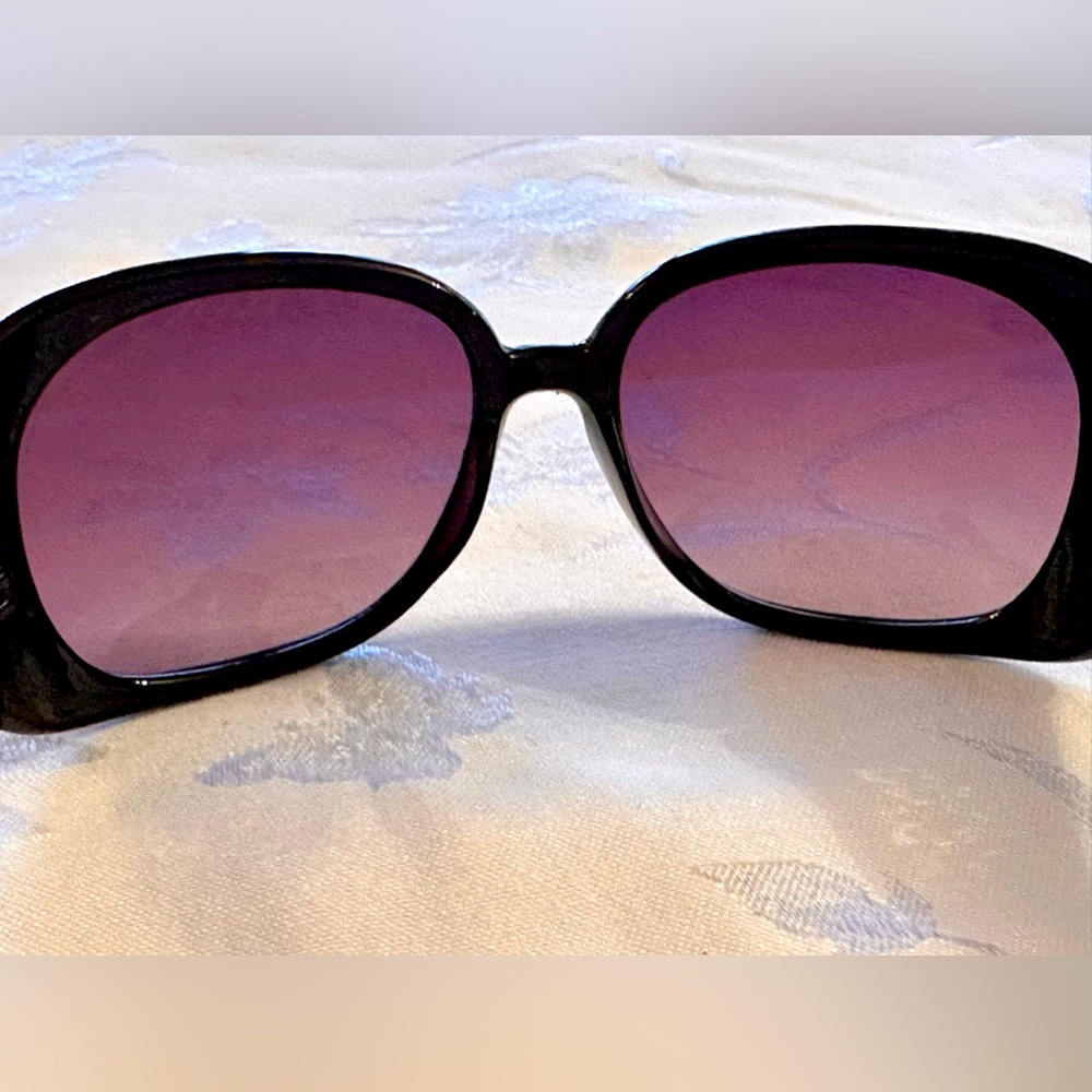 ITALY DESIGN, #ML2125 C2 59018-117-Heart Crest Black Sunglasses Dark Purple Lens - Picture 3 of 10